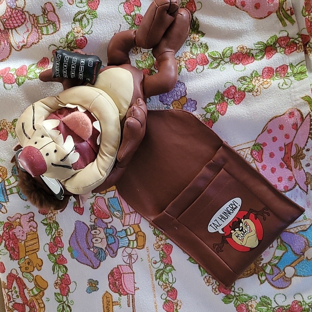 Vintage Tasmanian Devil Remote Holder